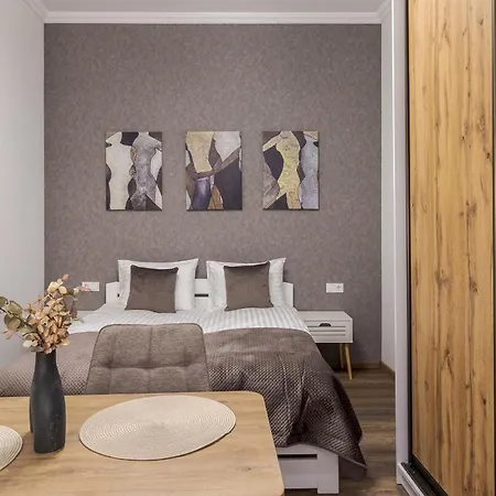 Apartment Demar